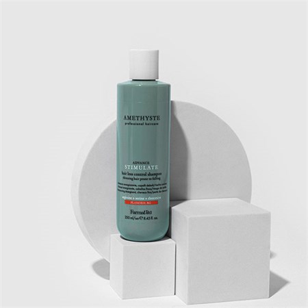 FarmaVita Amethyste Advance Stimulate Hair Loss Control Shampoo Energizzante 250ml in Capelli